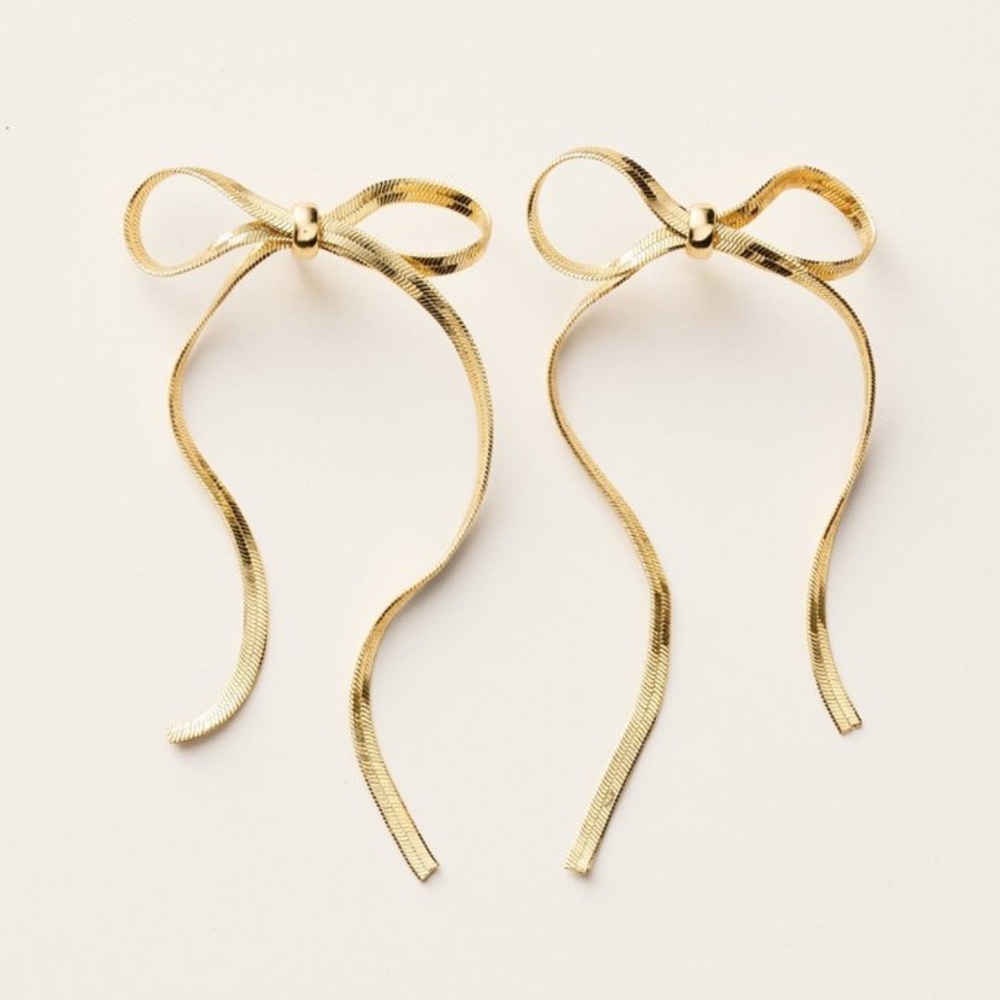 Kate Spade Bow Linear Drop Stud Earrings in Gold